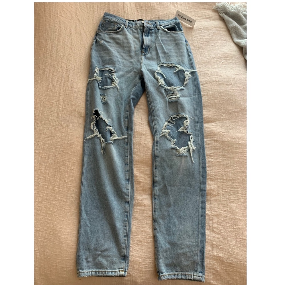 Urban outfitters BDG distressed mom jeans